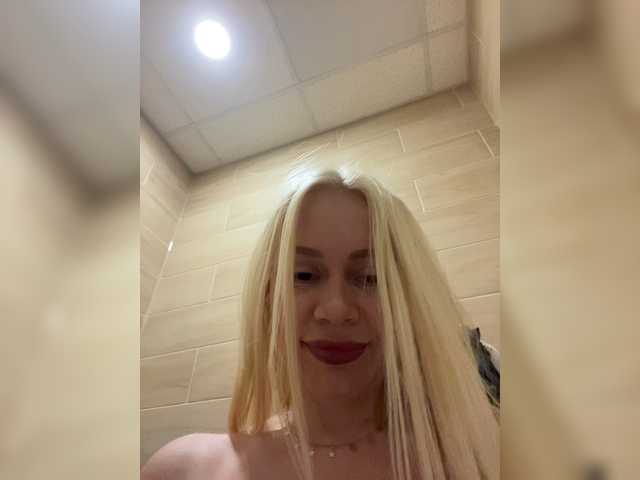 -SexyMilf- live cam on BongaCams