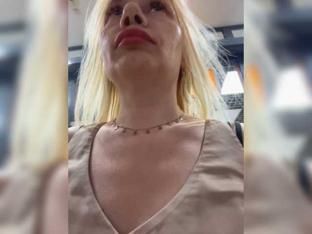  -SexyMilf- chat room