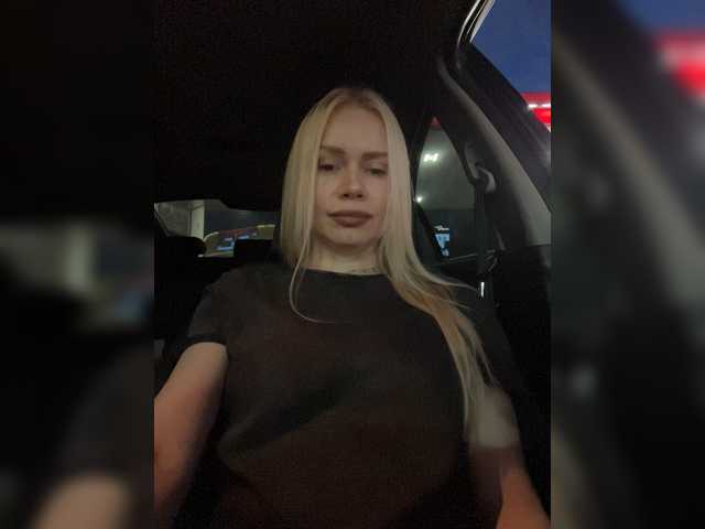 одна дома -SexyMilf-