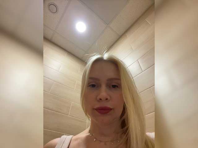 в попе у -SexyMilf-