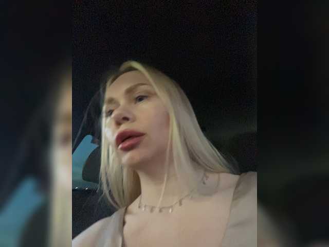  -SexyMilf- chat room