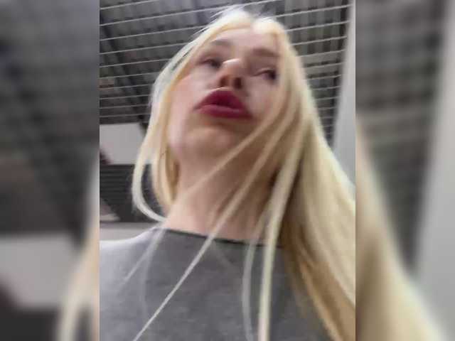  -SexyMilf- chat room