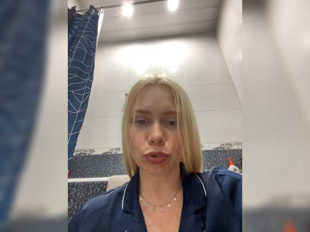 в попе у -SexyMilf-