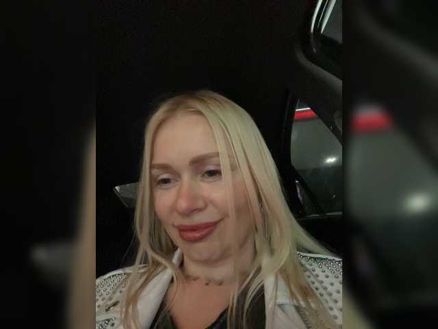 -SexyMilf- live cam on BongaCams