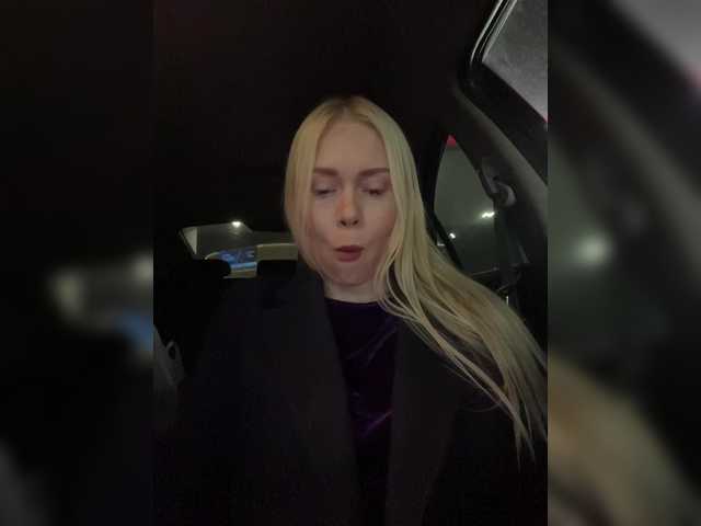 -SexyMilf-'s BongaCams show and profile