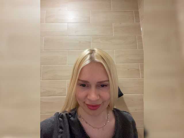 -sexymilf- live sex show