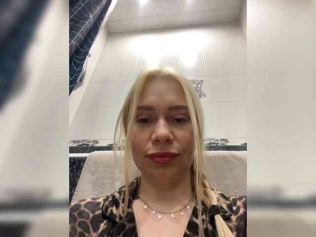 -SexyMilf- live show