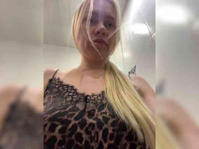 -SexyMilf- -SexyMilf-