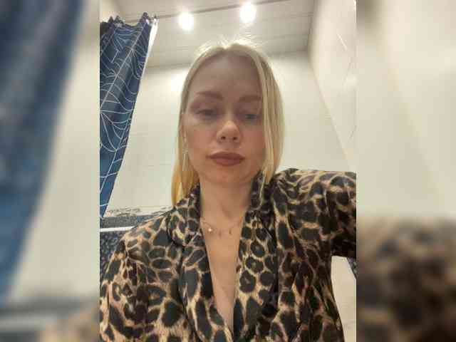 -SexyMilf- -SexyMilf-