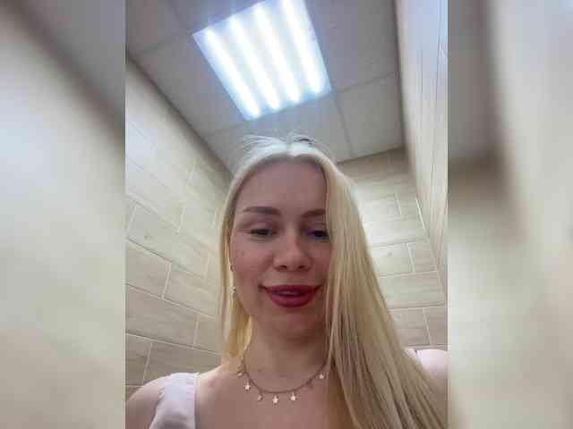 Model: MirandaNow