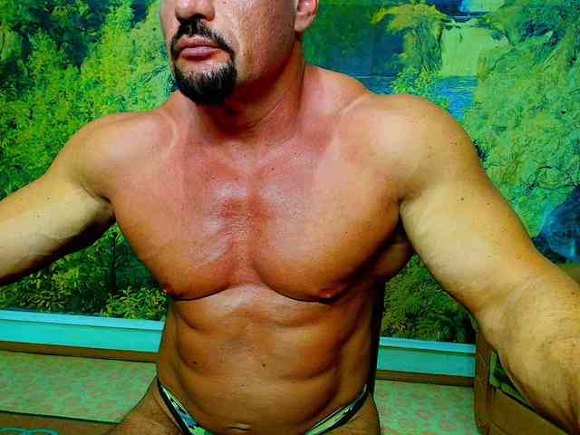 Spartacusdom Sex Cam Show