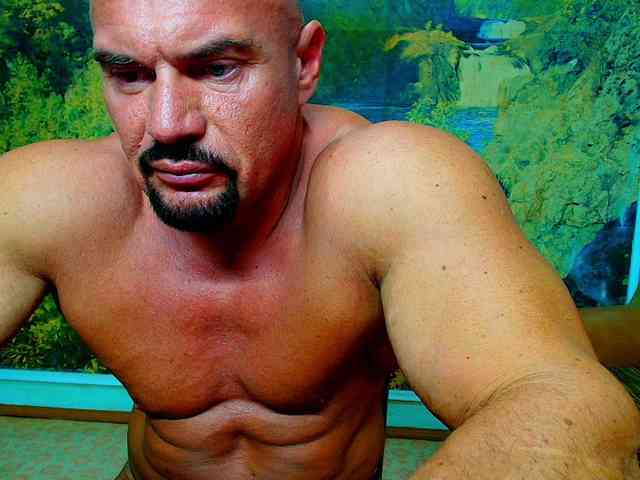Spartacusdom Sex Cam Show
