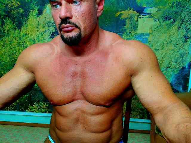 Spartacusdom Sex Cam Show