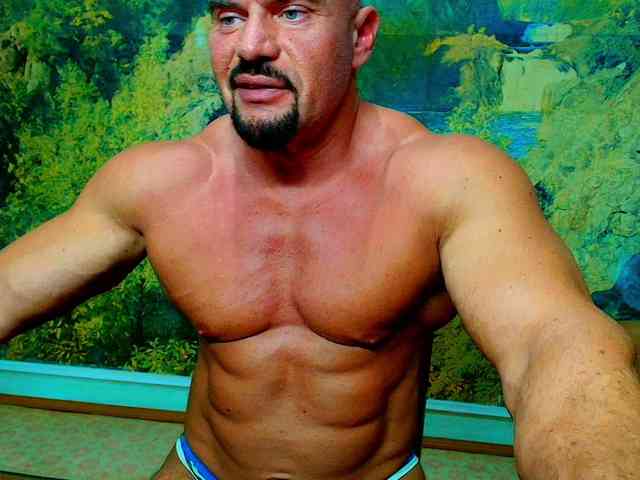 Spartacusdom Sex Cam Show