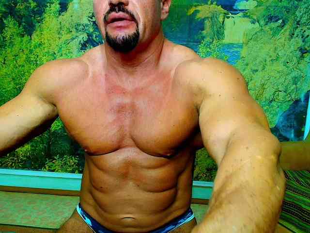 Spartacusdom Sex Cam Show