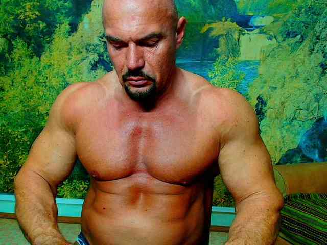 Spartacusdom Sex Cam Show