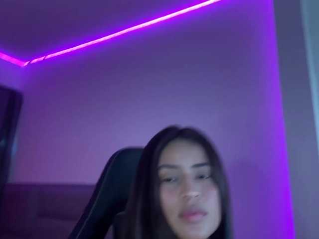 lexiiegray2 live webcam show
