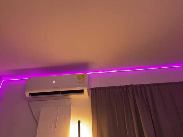 lexiiegray2 live cam on BongaCams