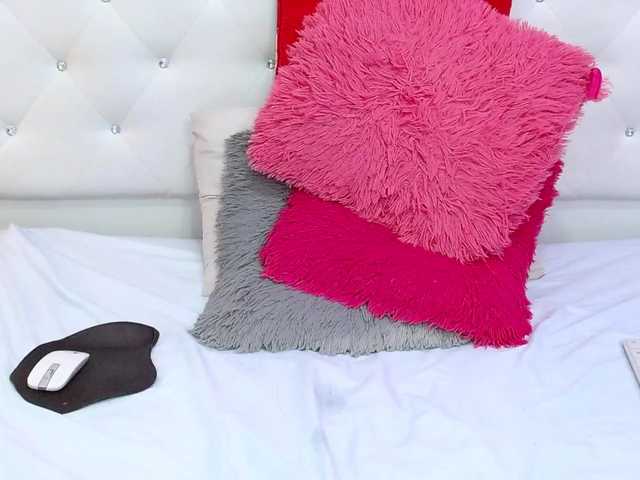 aryfox-92's BongaCams show and profile