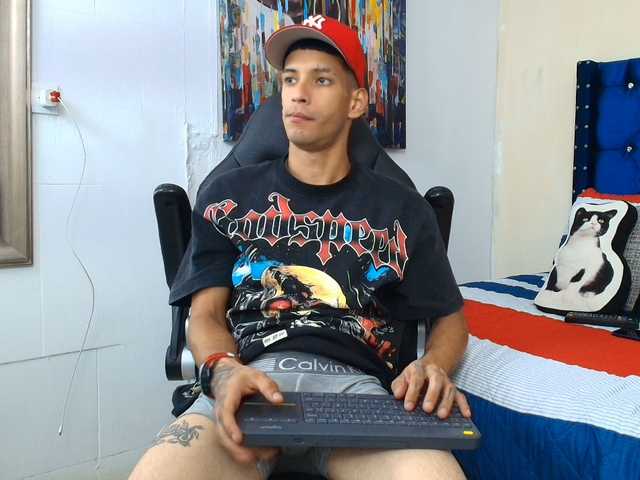Angeel-hot24 live webcam show