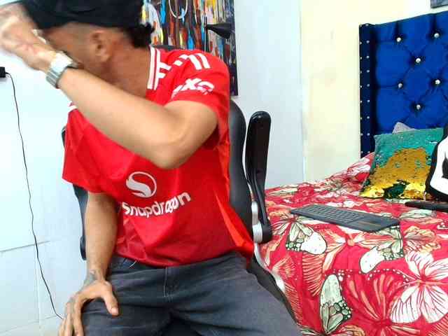 Angeel-hot24 Live Webcam on BongaCams