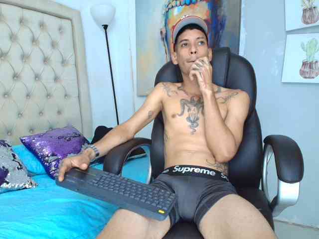 Angeel-hot24