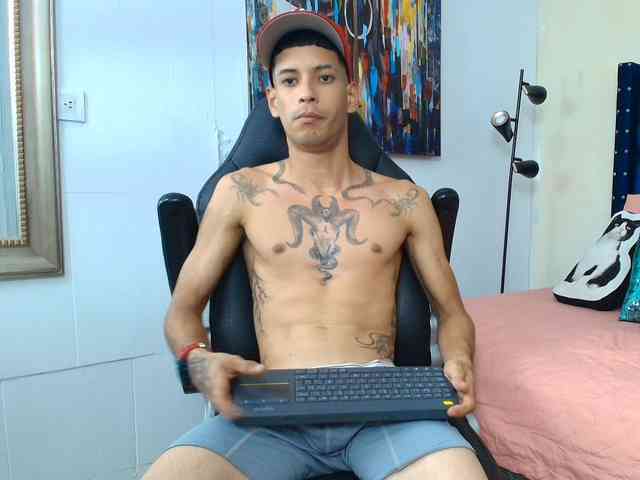 Angeel-hot24