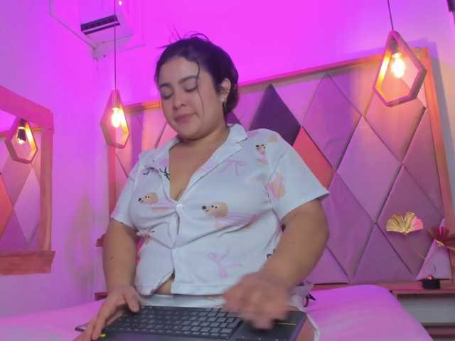SamanthaFerrer live cam on BongaCams