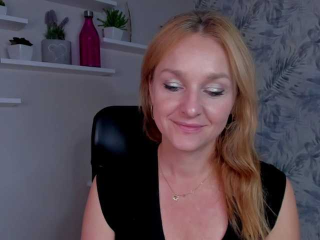 SecretAlicia live webcam show