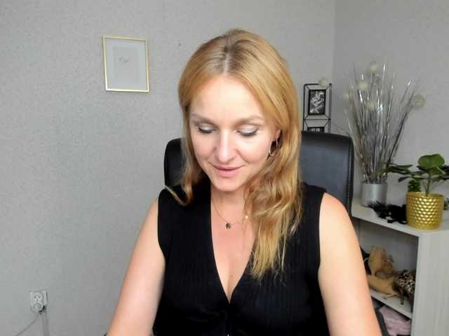 SecretAlicia live webcam show