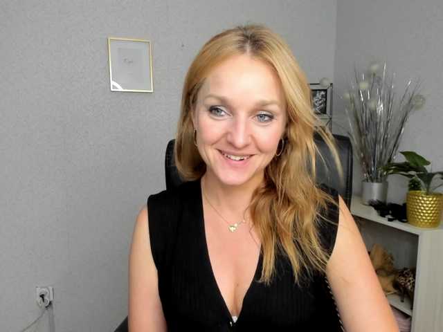 SecretAlicia live webcam show