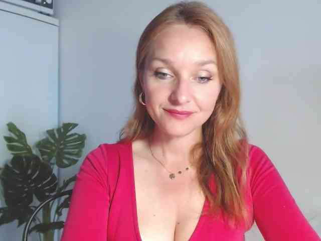 SecretAlicia webcam
