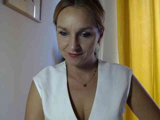 SecretAlicia webcam