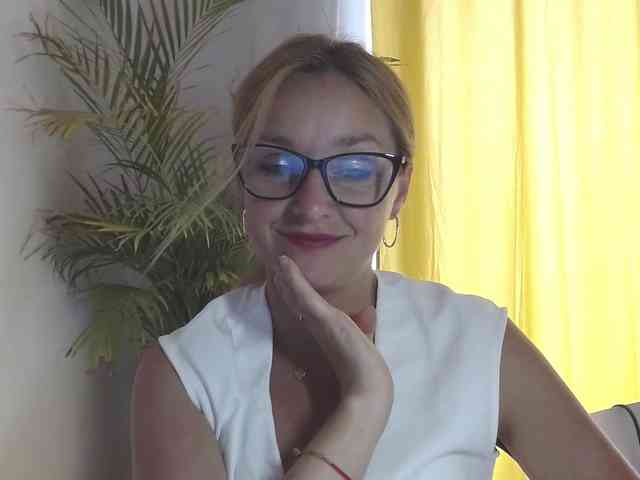 SecretAlicia webcam