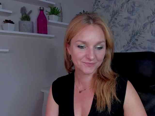 SecretAlicia webcam