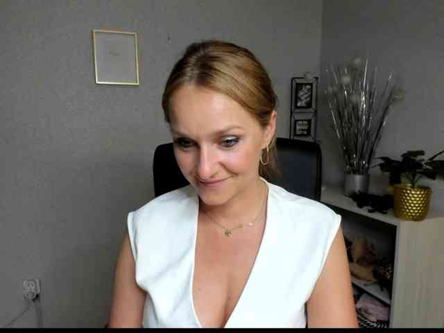SecretAlicia webcam