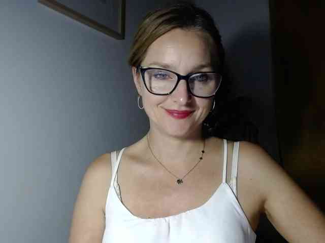 SecretAlicia webcam