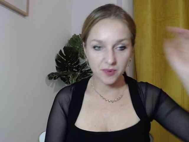 SecretAlicia webcam