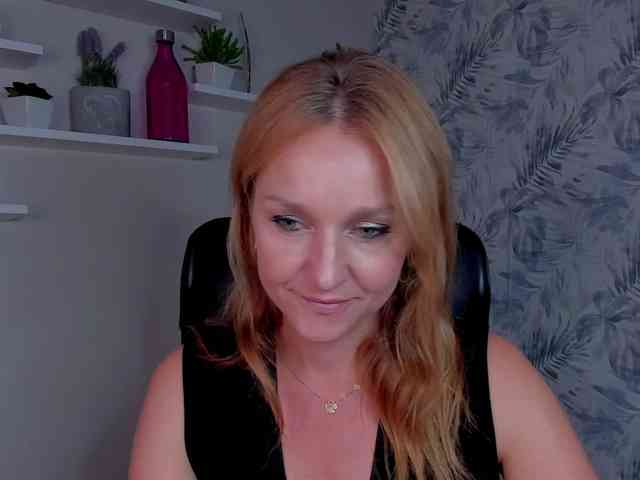 SecretAlicia webcam