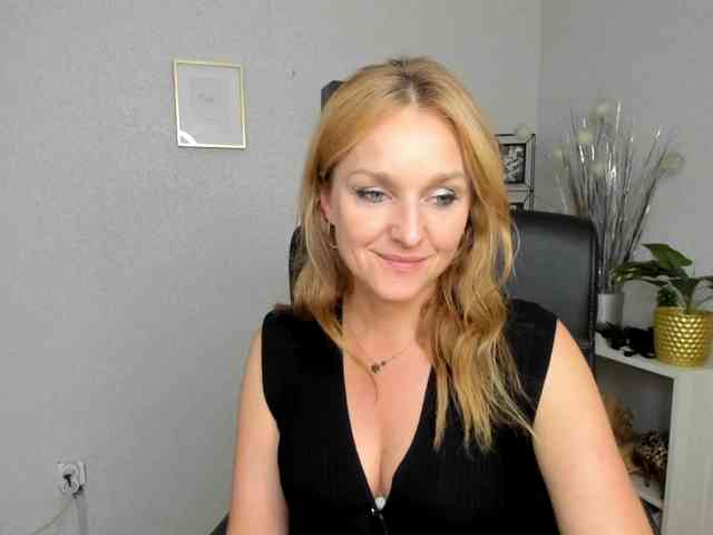 SecretAlicia webcam