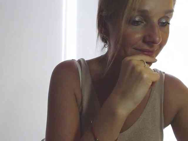 SecretAlicia webcam