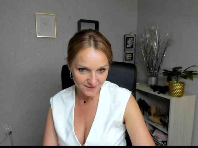 SecretAlicia webcam