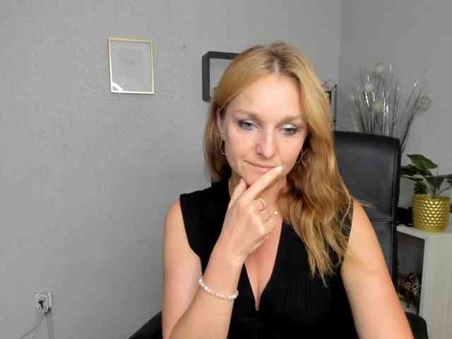 SecretAlicia webcam