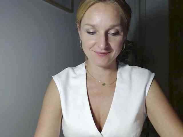 SecretAlicia webcam