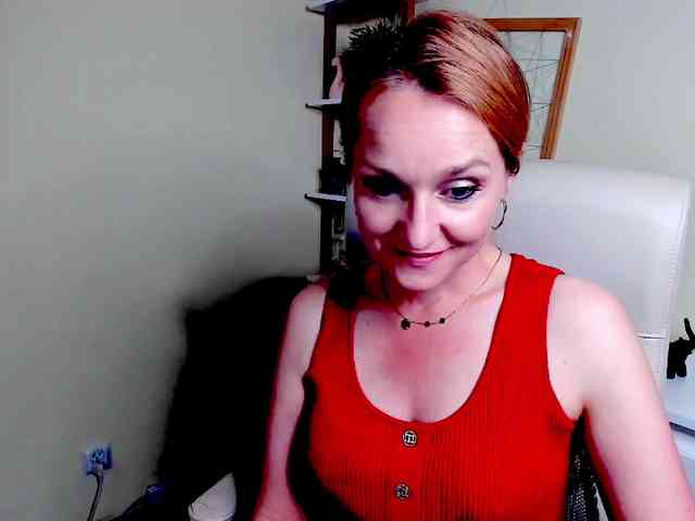 SecretAlicia webcam