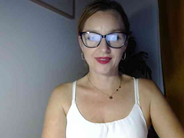 SecretAlicia webcam