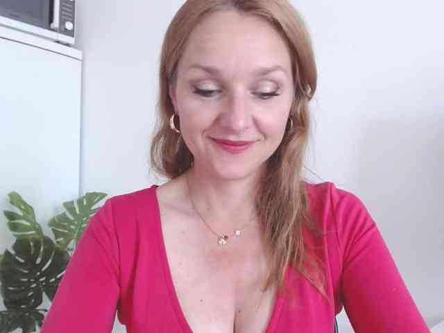SecretAlicia webcam