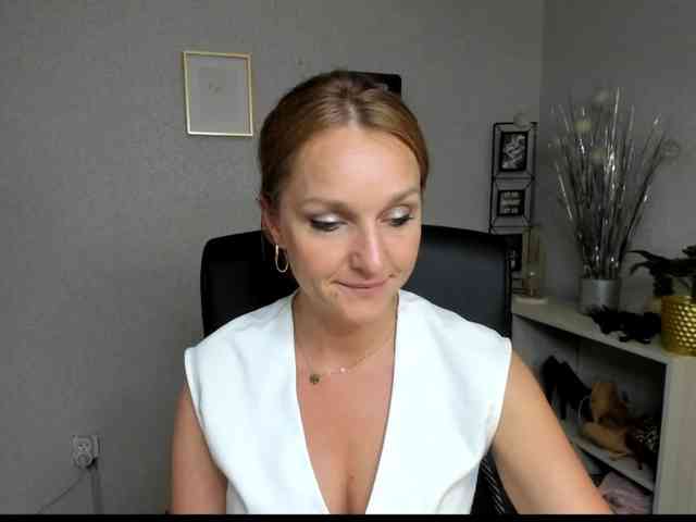 SecretAlicia webcam