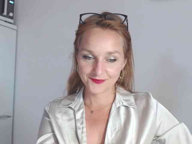 SecretAlicia webcam
