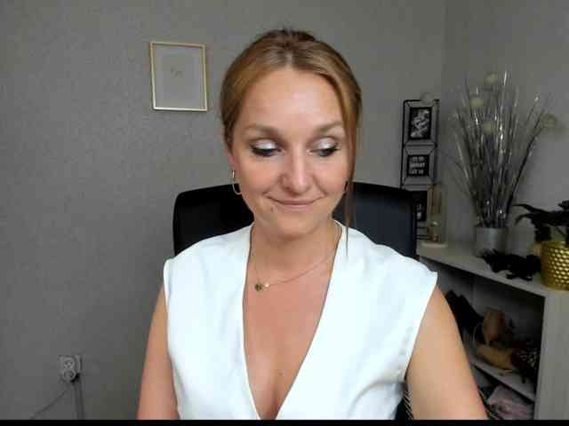 SecretAlicia webcam